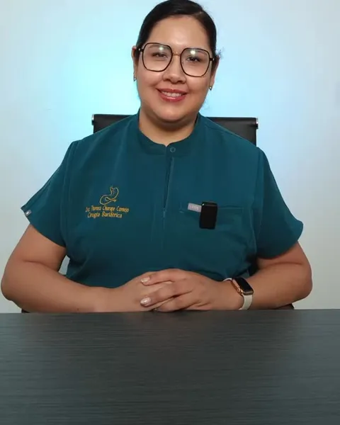Dra. Theresa Churape